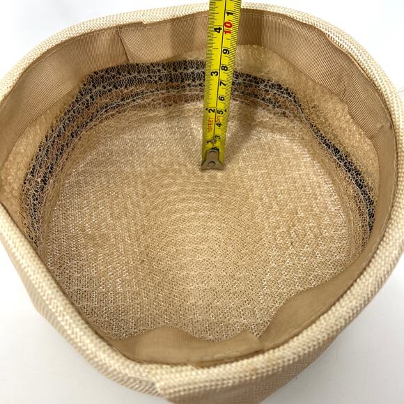 Vintage 60s Womens Champagne Two Tone Pillbox Hat Netting and Hat Pin Fascinator - Picture 6 of 7